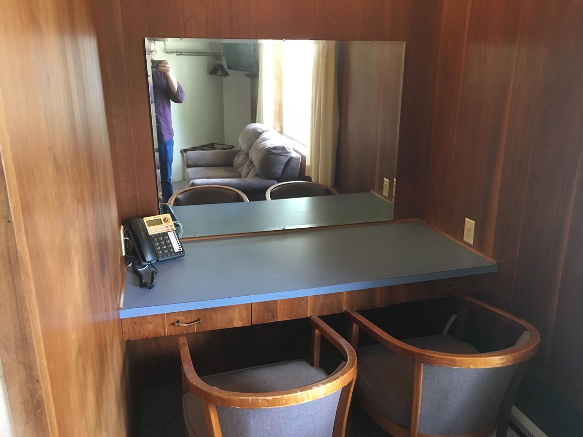 Muskegon Heights Bel Aire Motel מראה חיצוני תמונה
