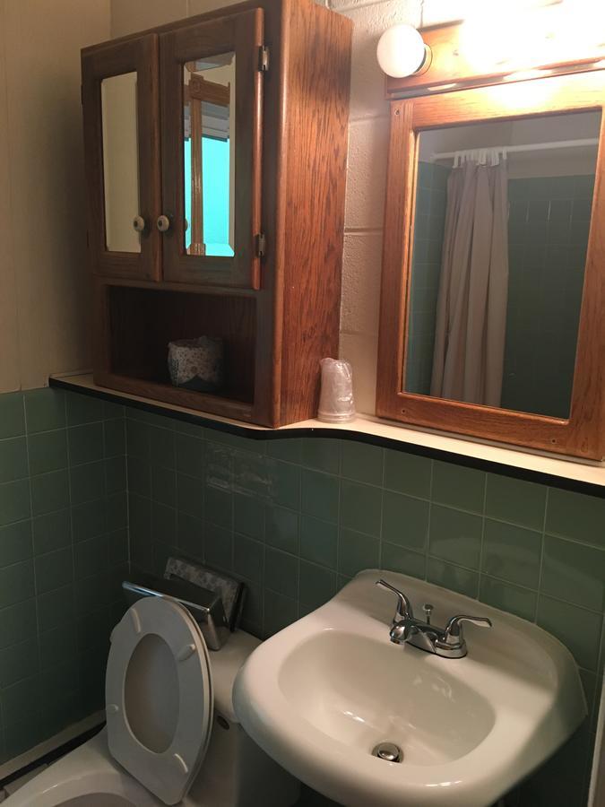 Muskegon Heights Bel Aire Motel מראה חיצוני תמונה