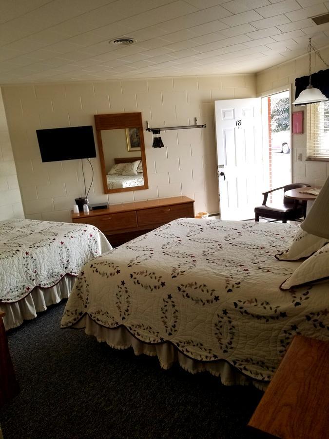 Muskegon Heights Bel Aire Motel מראה חיצוני תמונה