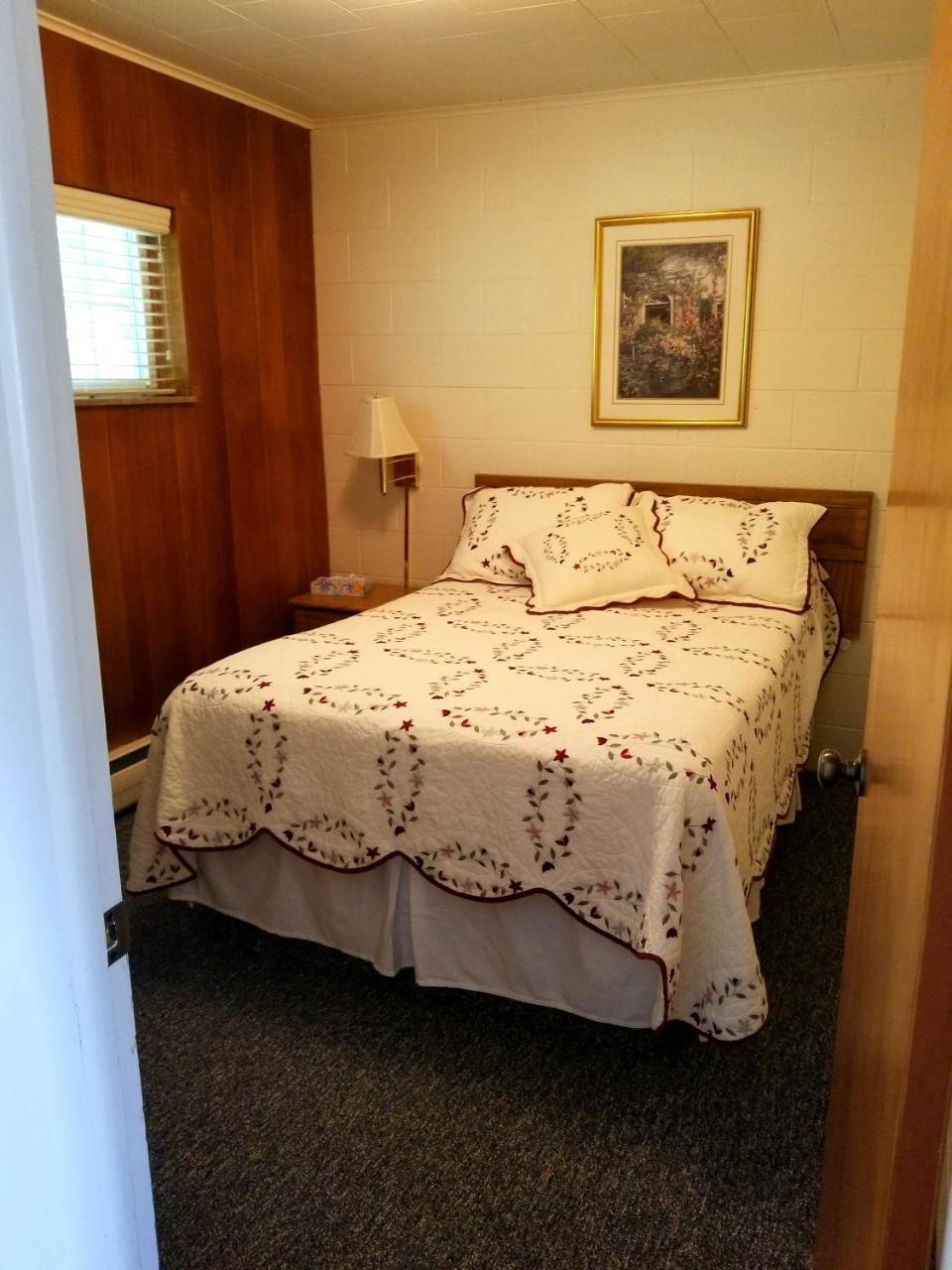 Muskegon Heights Bel Aire Motel מראה חיצוני תמונה