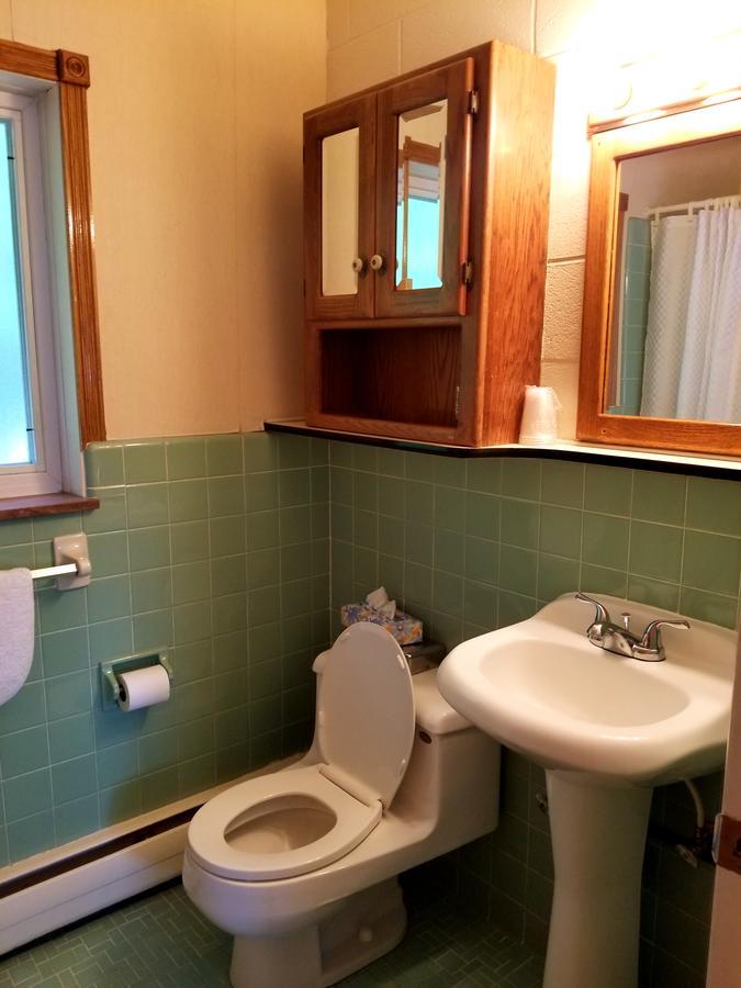 Muskegon Heights Bel Aire Motel מראה חיצוני תמונה