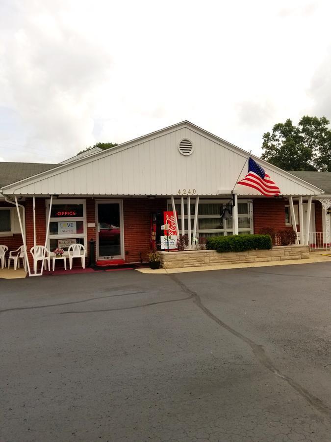 Muskegon Heights Bel Aire Motel מראה חיצוני תמונה